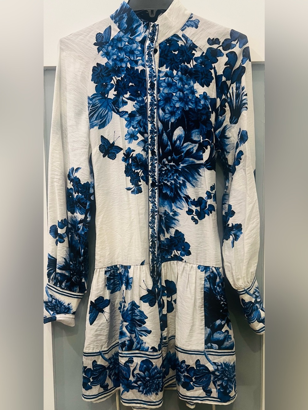 BRAND NEW H&M  White Blue Floral Belted Long Sleeve Button Down Mini Shirt Dress